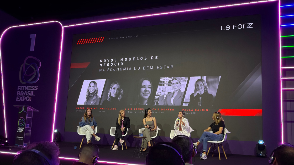 Le Forzz no palco que discutiu o futuro da economia do bem-estar